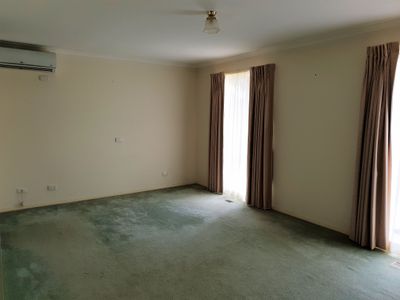 140 Barry Street, Romsey