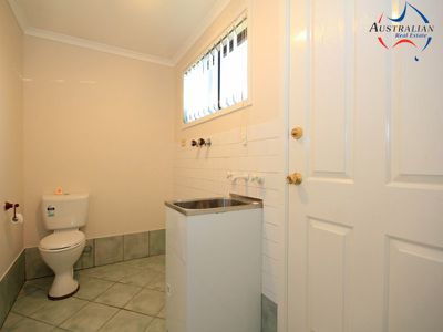 130 Pine Creek Circuit, St Clair