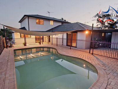 7 Snowy Close, St Clair