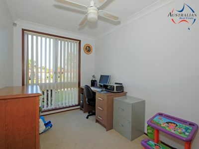 11 Kalambo Place, St Clair