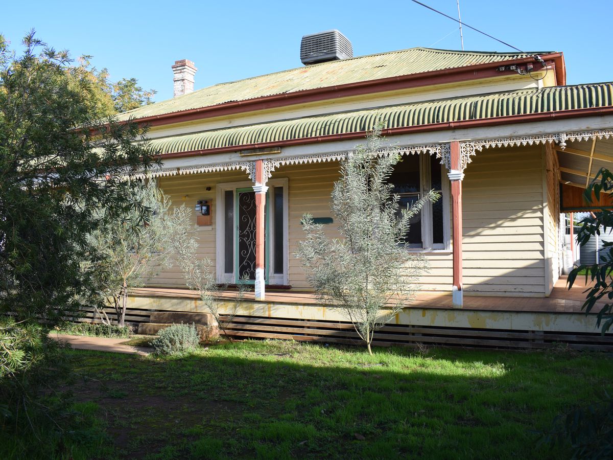 48 Mildura Way, Charlton