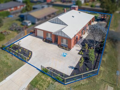 27 Main Street, Romsey