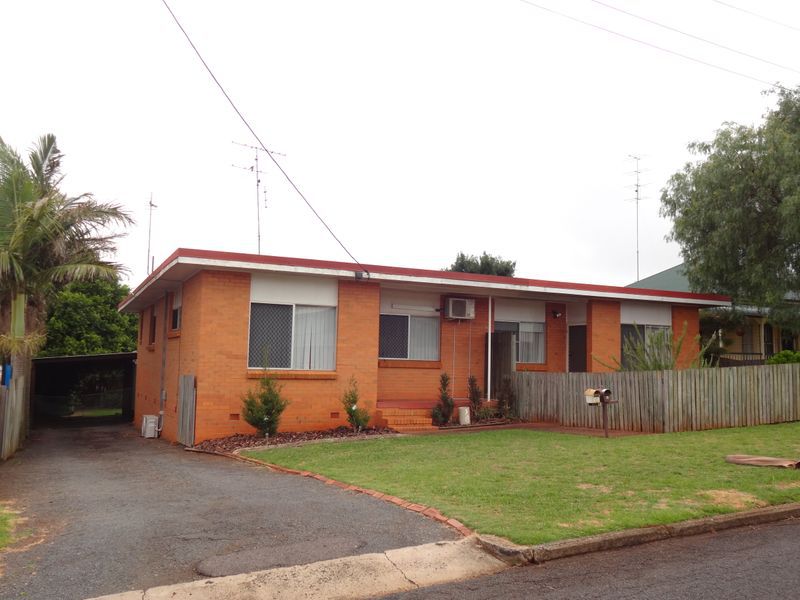 2 / 13 Grey Street, South Toowoomba