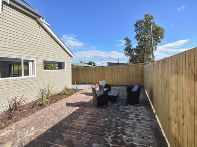 1106 Brighton Road, Brighton