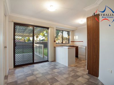 5 Kingfisher Way, St Clair