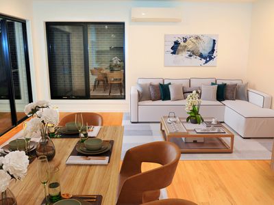 1 / 12 Curie Av, Oak Park