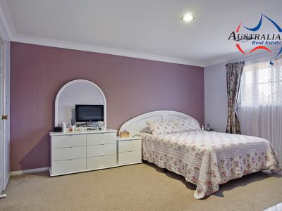 6 Galway Court, St Clair