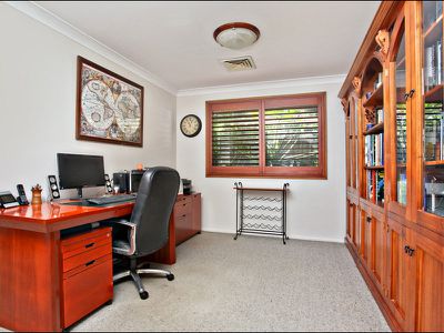 14 Tallwood Place, St Clair