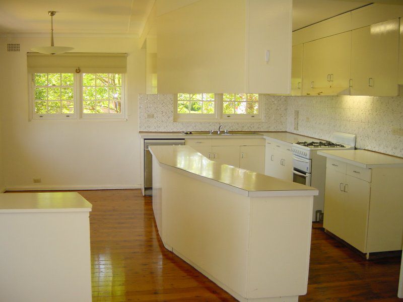 2 Reading Avenue, Killara