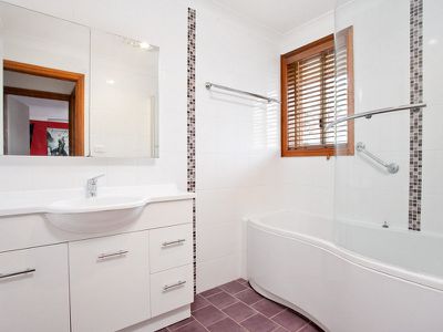 44 Phoenix Crescent, Erskine Park