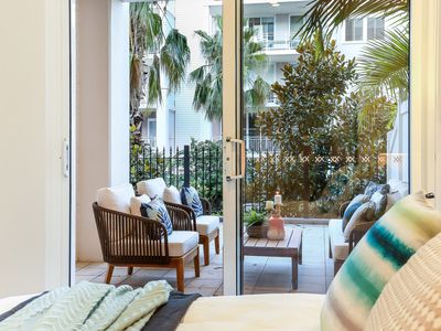 212 / 2 Palm Avenue, Breakfast Point