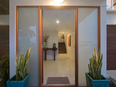 2 / 9 Fairway Drive, Banora Point