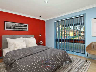 5 Feather Street, St Clair