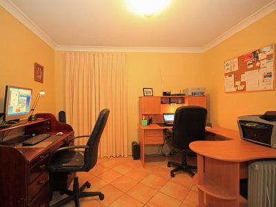 15 Belledale Close, St Clair