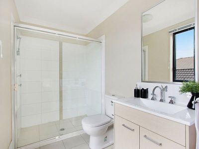 36 Affleck Gardens North, Middleton Grange