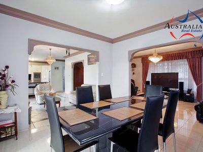 6 Galway Court, St Clair