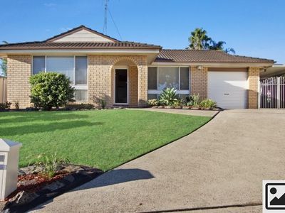 7 Falcon Crescent, Claremont Meadows