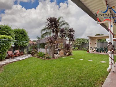 4 Omeo Street, St Clair