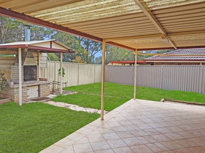 13 Ashwick Circuit, St Clair