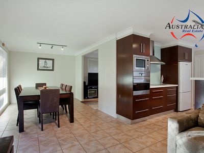 14 Caribou Close, St Clair