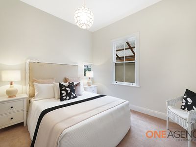 8 Mackenzie, Rozelle