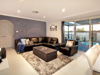 13 Mezen Place, St Clair