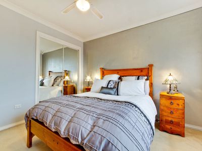 2 / 130 Newton, Blacktown