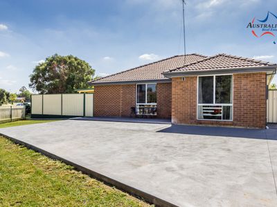 50 Solander Drive, St Clair