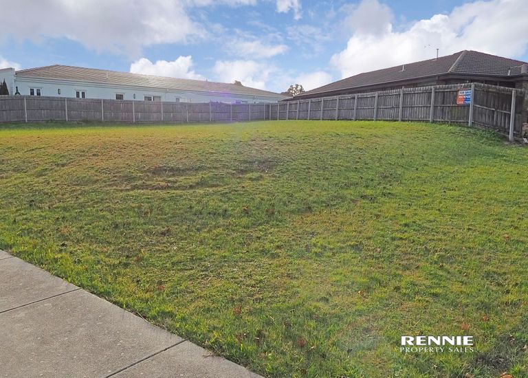 11 Josie Place, Morwell 11 Josie Place, Morwell