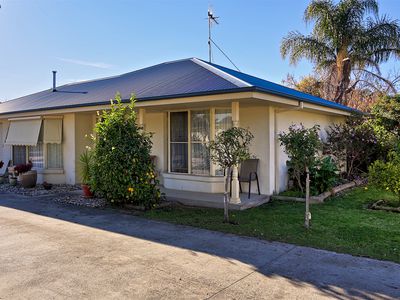 2 / 3-5 Weir Street, Euroa 2 / 3-5 Weir Street, Euroa