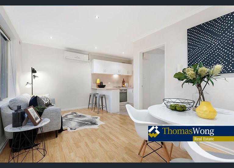 15 / 254 Dandenong Road, St Kild... 15 / 254 Dandenong Road, St Kild...
