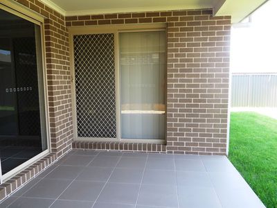 23 Mulla Avenue, Jordan Springs