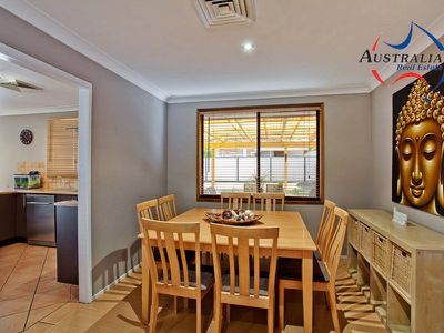 2 Clarence Road, St Clair