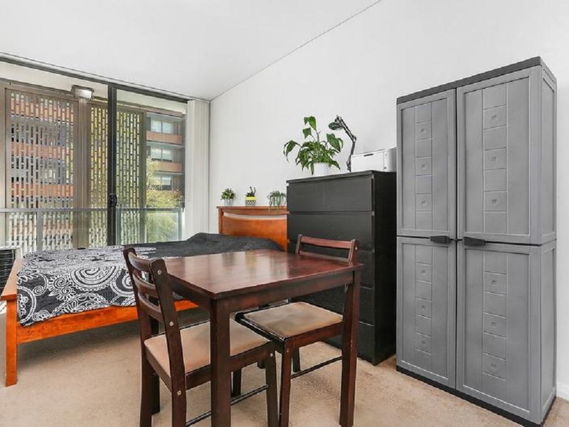 304B / 25 John Street, Mascot