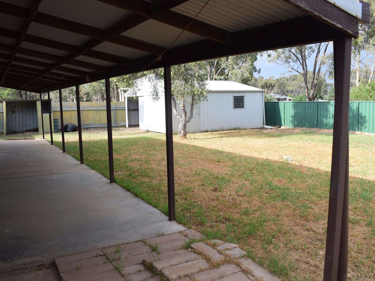 18 Powlett Road, Inglewood