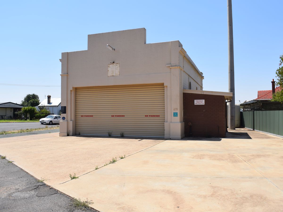 83 Grant Street South, Inglewood