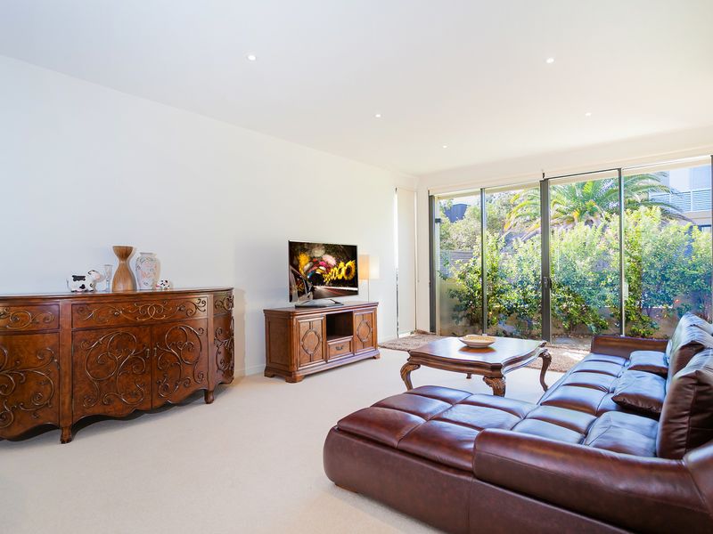 25 Florey Crescent, Little Bay