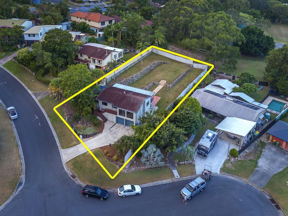 10 Ilford Close Currumbin Waters Platinum Properties Real Estate