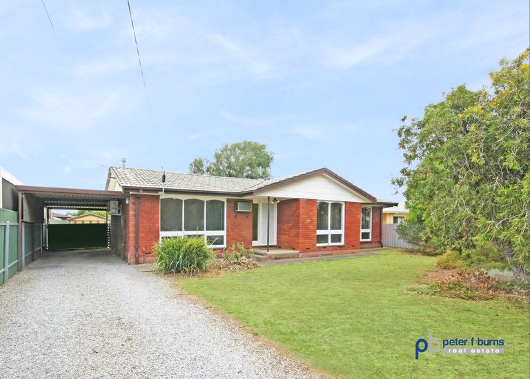 16 Beacon Crescent, Seaford 16 Beacon Crescent, Seaford