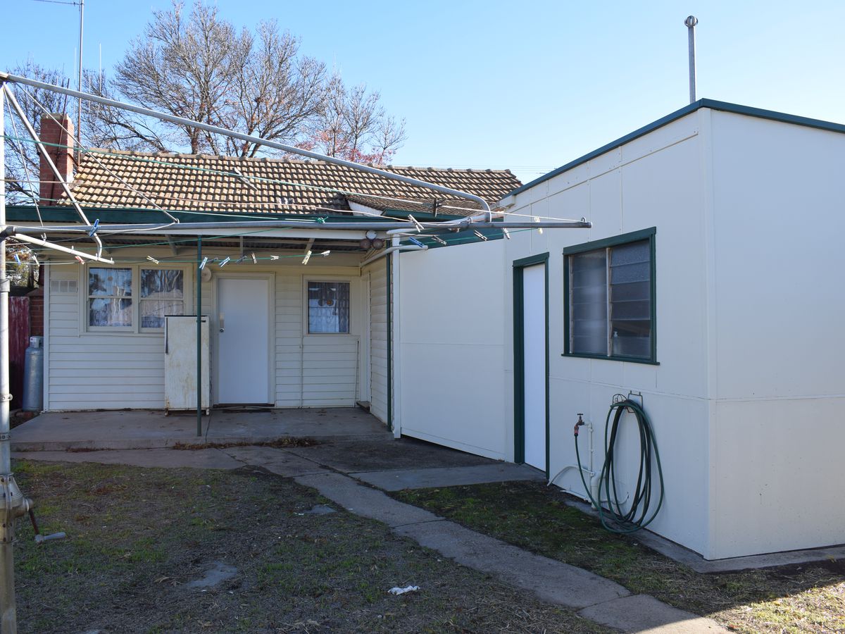 33 Sullivan Street, Inglewood