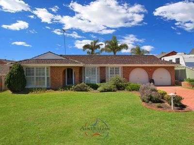 4 Newark Place, St Clair