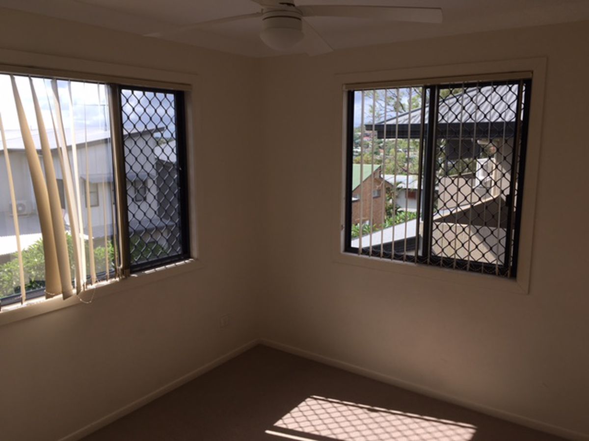 2 / 30 Cambridge Street, Carina Heights