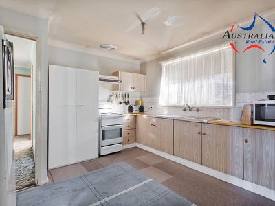 57 Roper Road, Colyton