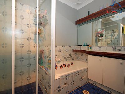 6 Redfern Glen, St Clair