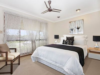 12 Derwent Place, St Clair