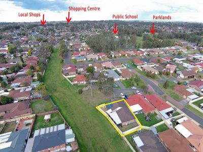 3 Dione Court, St Clair