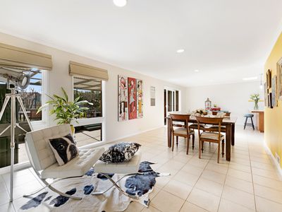 11 Suffolk Road, Sunshine North