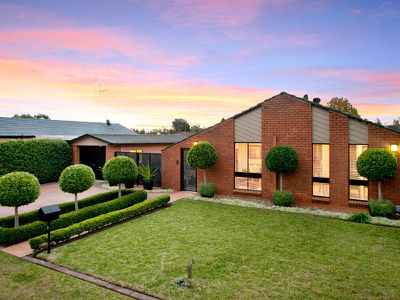 3 Solander Drive, St Clair
