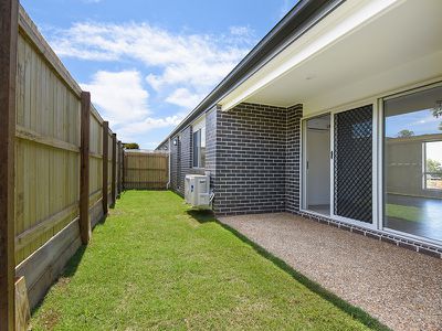 22a/65 Cambooya Street, Drayton
