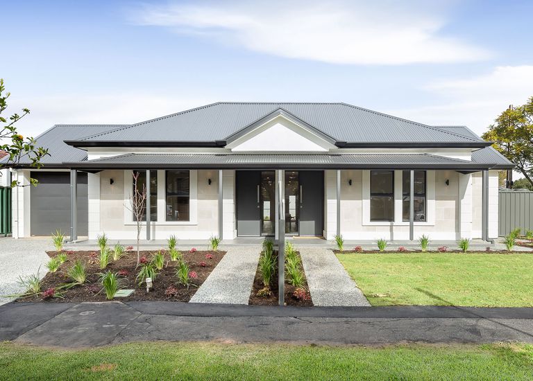 38 and 38a Ashbourne Avenue, Kin... 38 and 38a Ashbourne Avenue, Kin...